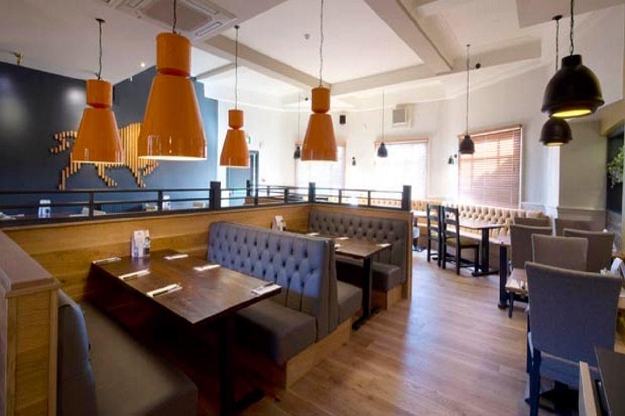 Premier Inn Manchester - Heaton Park Ngoại thất bức ảnh